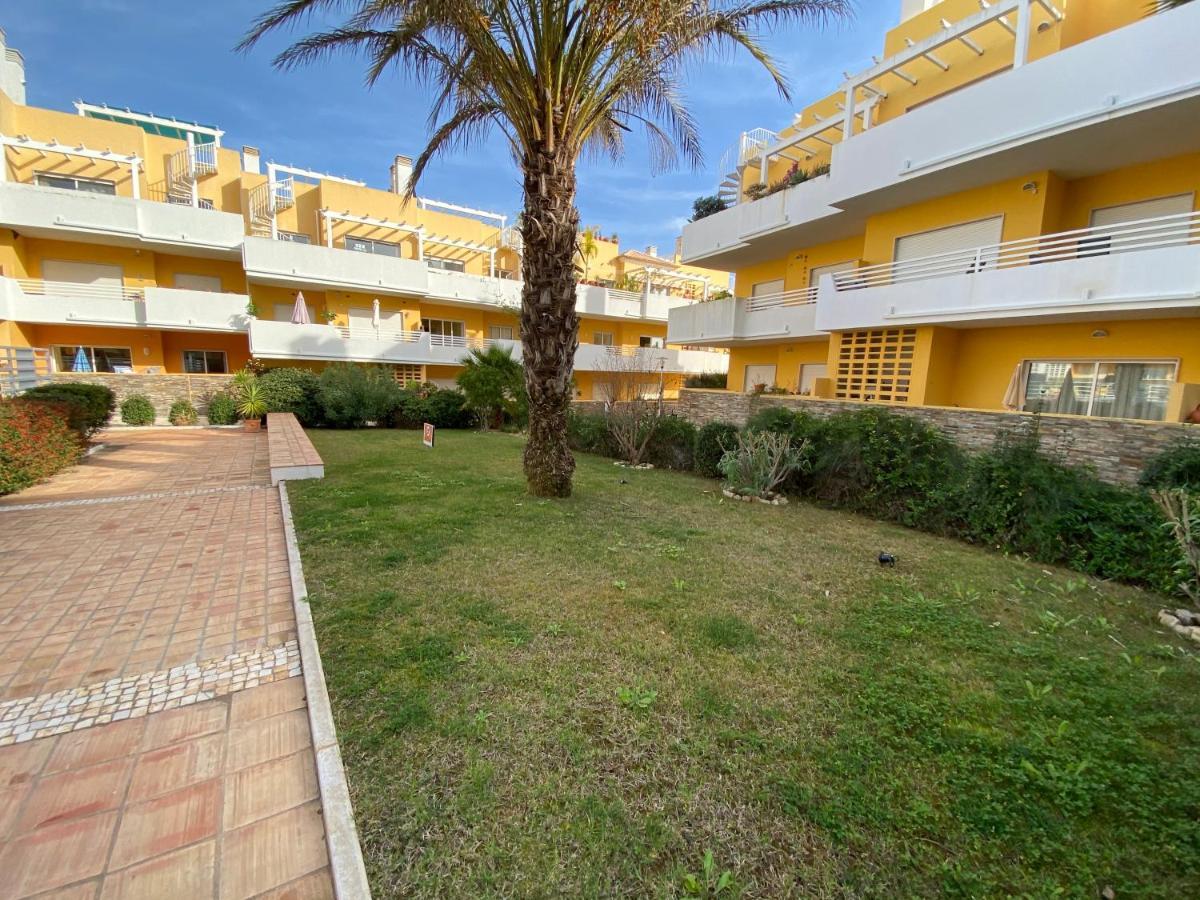 Apartamento T2 Com Piscina Em Conceicao E Cabanas De タヴィラ エクステリア 写真